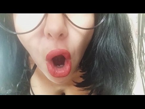 ❤️ ליב, דיין שטיף מאמע וועט דיך היינט נישט לאזן גיין אין שול... איך דארף דיך צופיל... ❌ פאַקינג ביי אונדז ☑